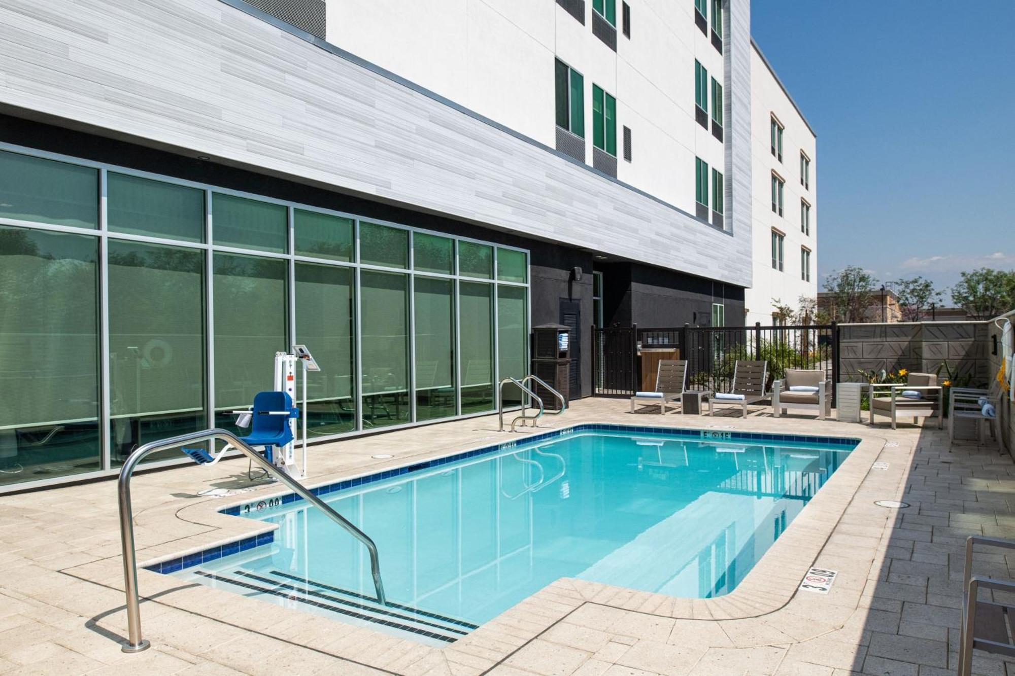 Springhill Suites By Marriott Riverside Редлендс Екстер'єр фото